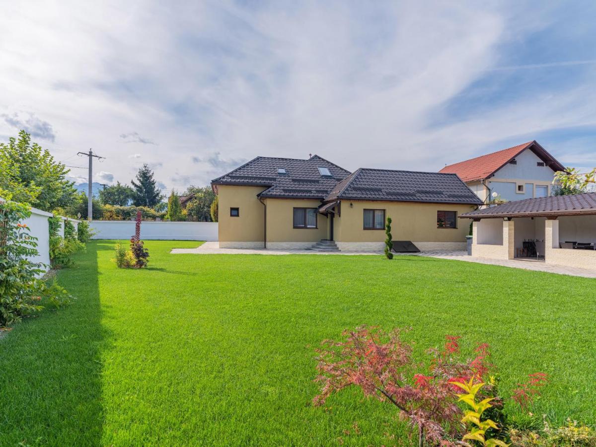 Hotel Casa Saraste Râșnov Zewnętrze zdjęcie